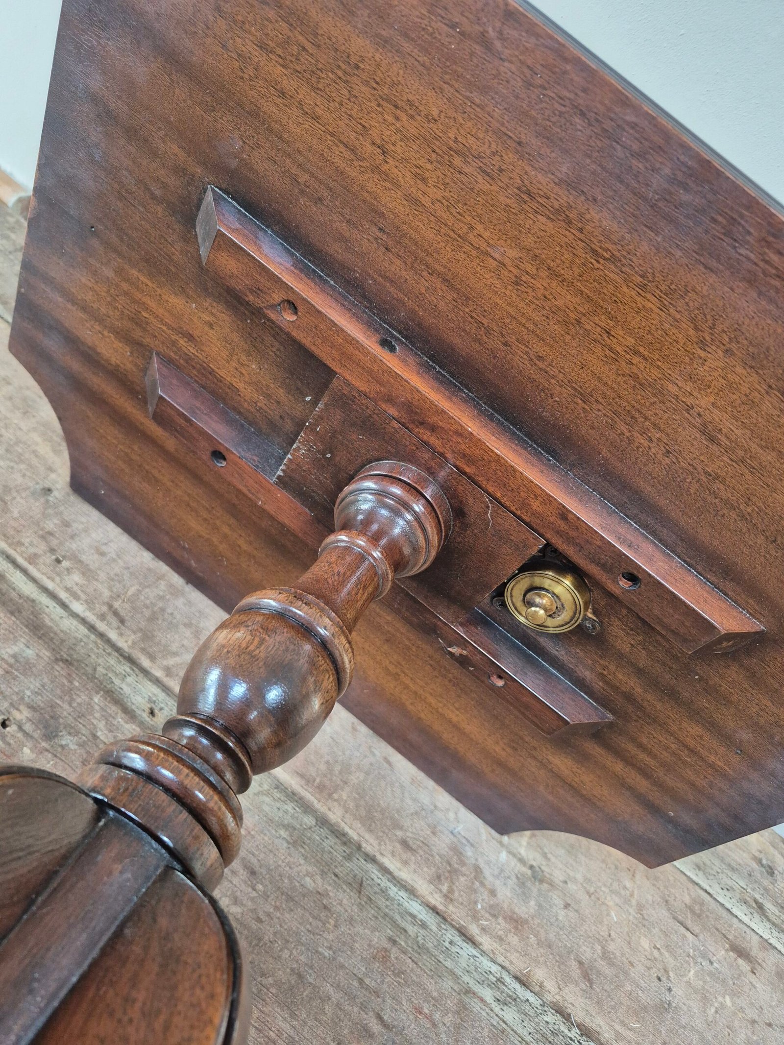 Leather Inlay Tilt Top Regency Style Mahogany Table - Image 3