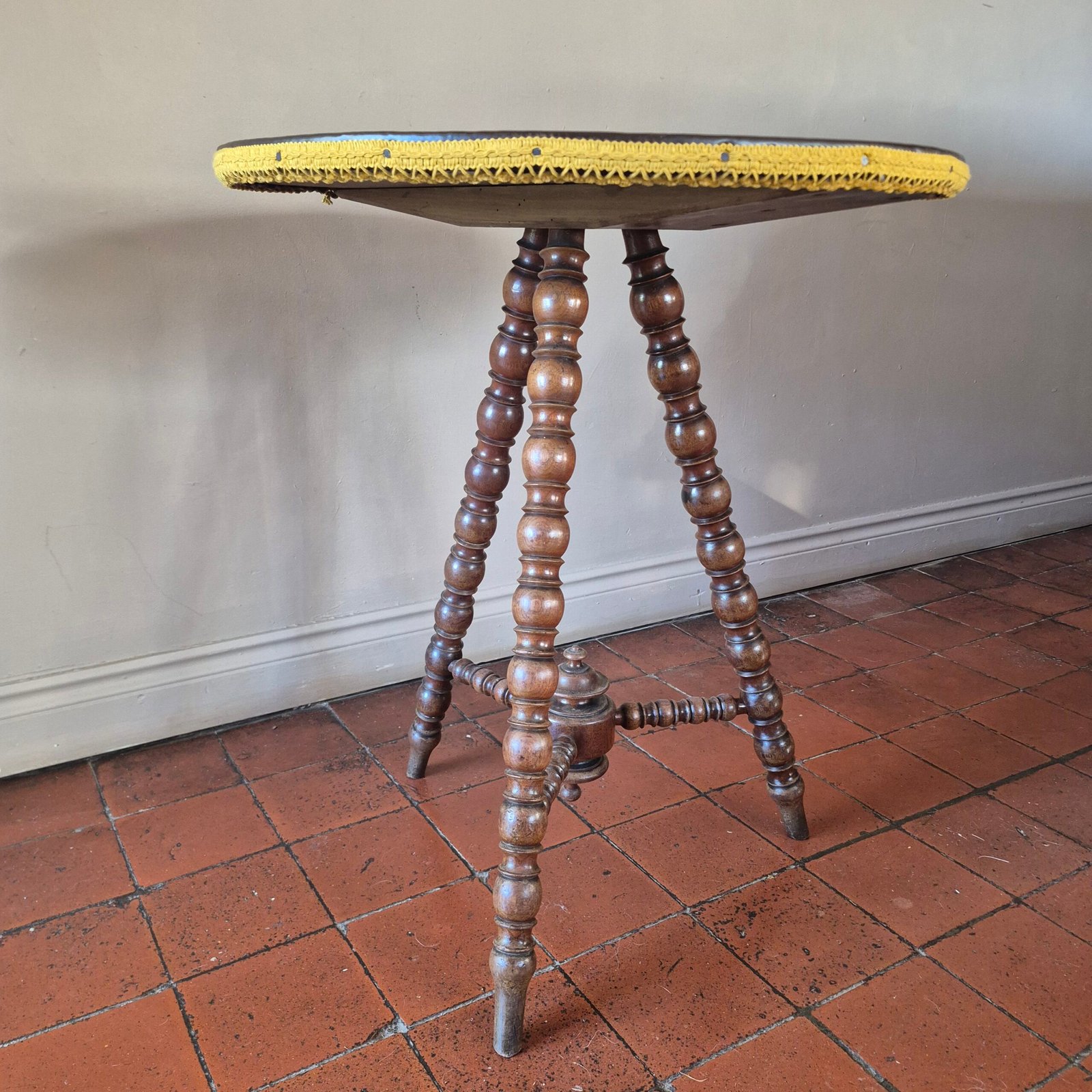 Victorian Fortune Teller Table - Image 2