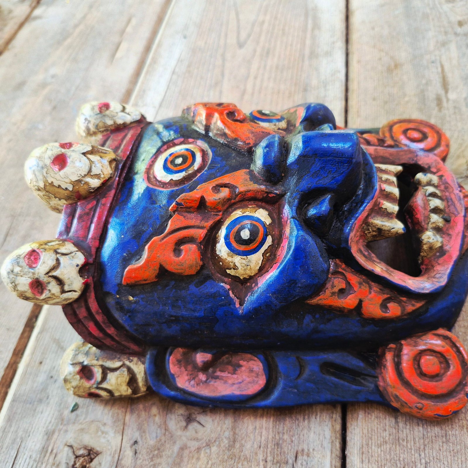 Hand-Carved Tibetan Style Guardian Mask - Image 3
