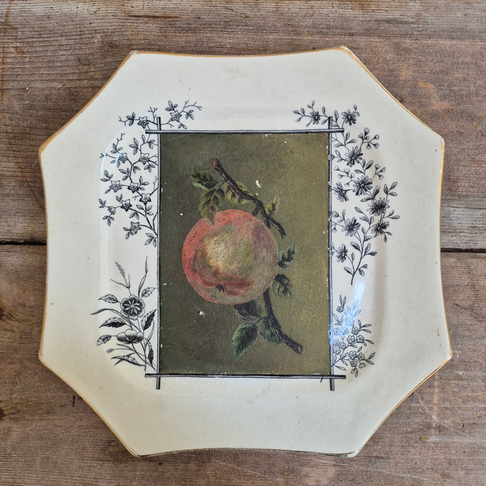 Decorative Apple Plate - Image 3